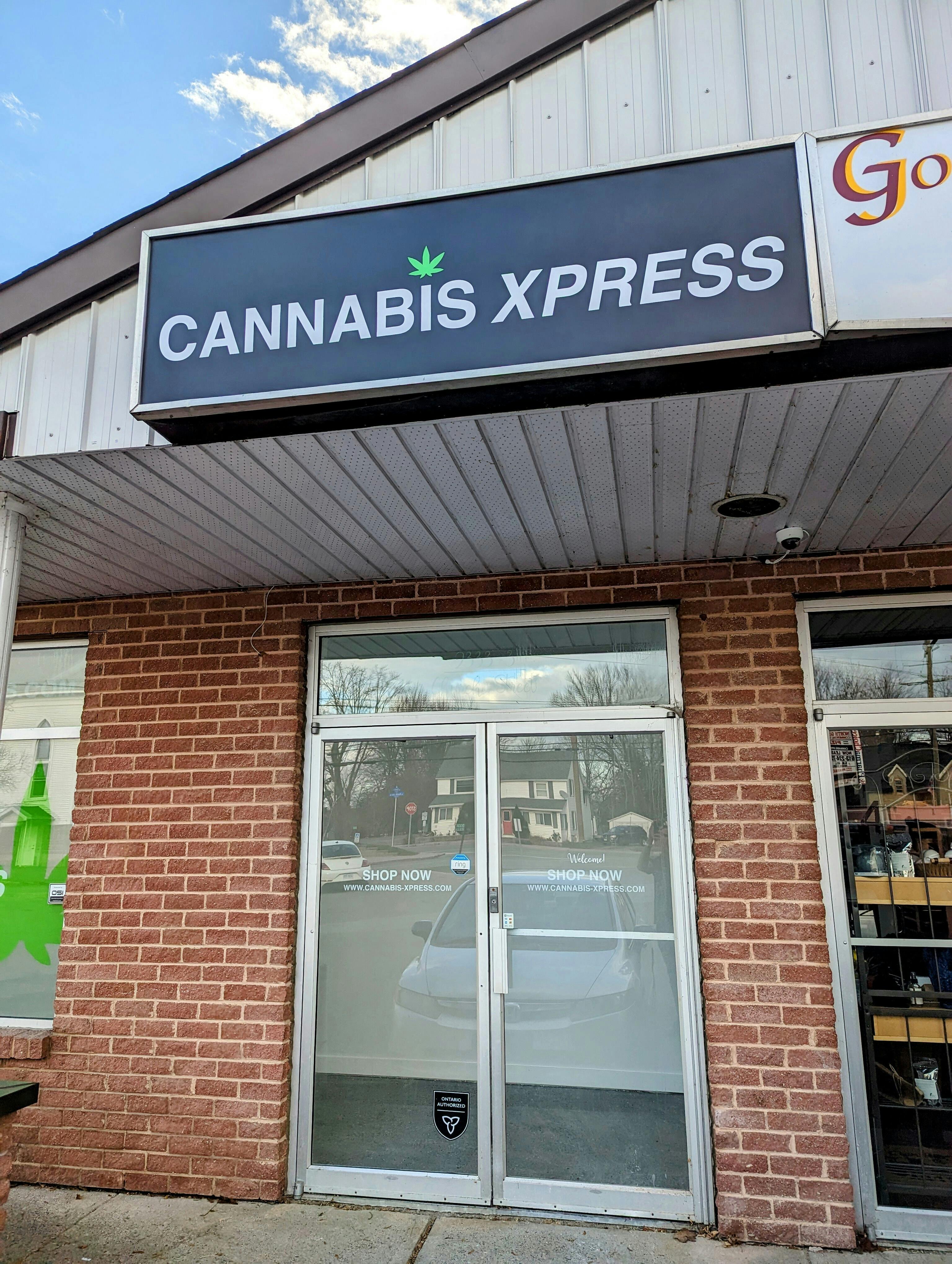 CANNABIS XPRESS logo