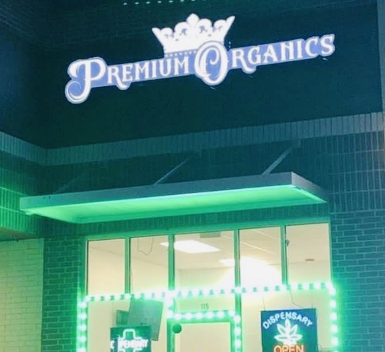 Premium Organics Norman ok logo